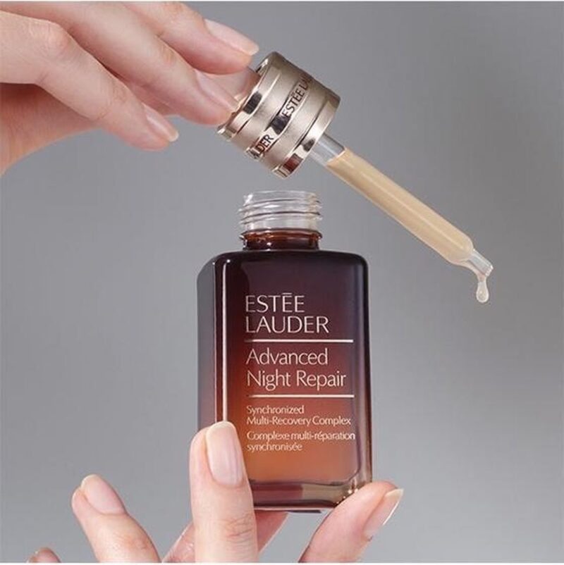 سرم شب بازسازی و ترمیم‌کننده استی لادر مدل Advanced Night Repaire حجم 50میل - Image 3