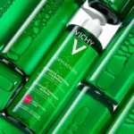 شوینده صورت عمیق و ضدجوش ویشی مدل Normaderm حجم400میل - Image 2