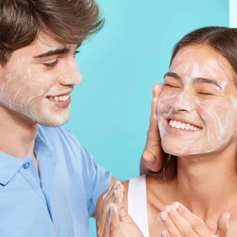 فوم شوینده صورت ضدجوش ایزدین Acniben - Image 3
