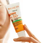 ضدآفتاب بیرنگ پوست چرب بیوکسین SPF50 حجم ۵۰ میل - Image 2